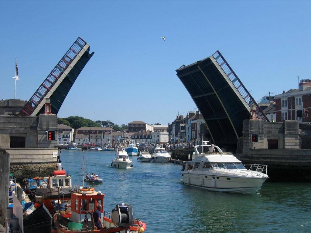 The Crown Hotel Weymouth Exteriör bild